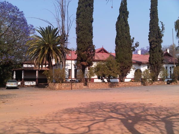 The Globe and Phoenix Club, 2010